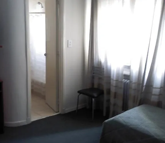 Zimmer mit zwei Einzelbetten