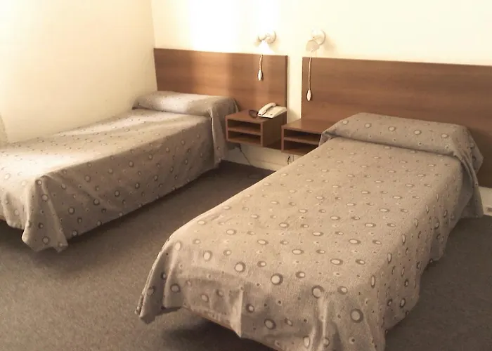 Zimmer mit zwei Einzelbetten